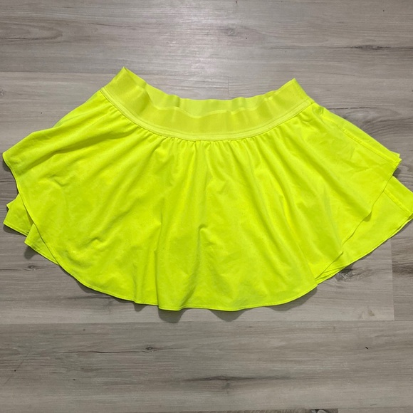 Lululemon Neon Yellow Skirt, Size 12 - Picture 1 of 5